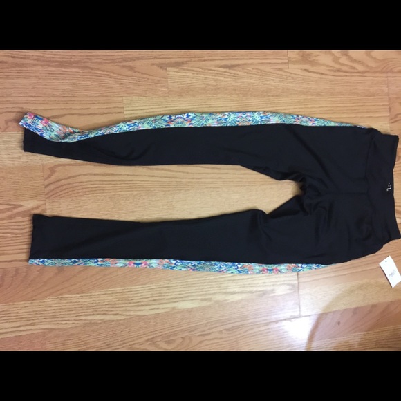 GYM LEGGINGS - Picture 4 of 4